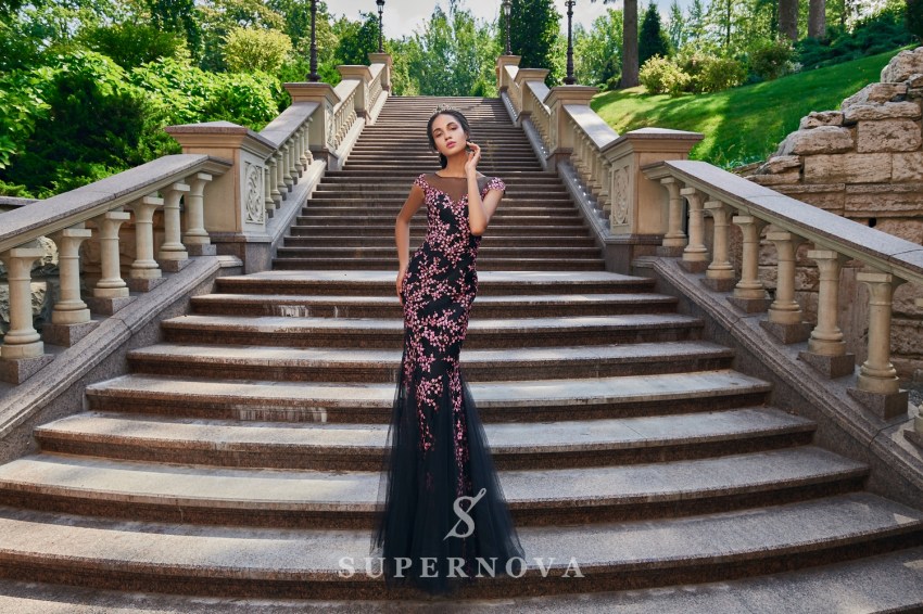 Облегающее вечернее платье из гипюра “сакура” оптом от SuperNova. VN-035